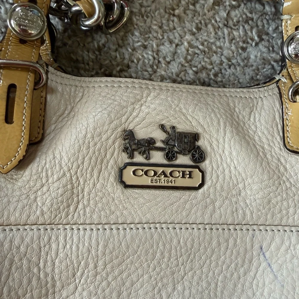 Coach Madison Tribeca East West Tote Bag